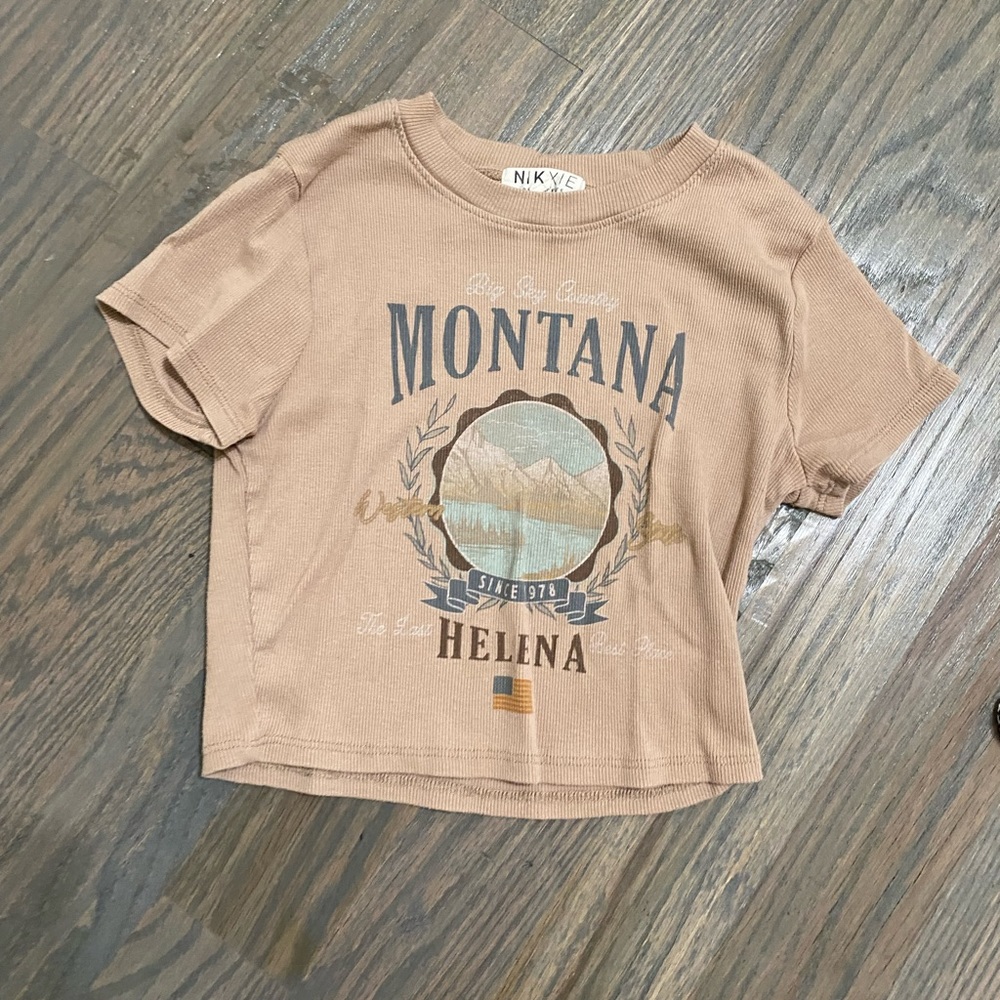 Graphic tee
